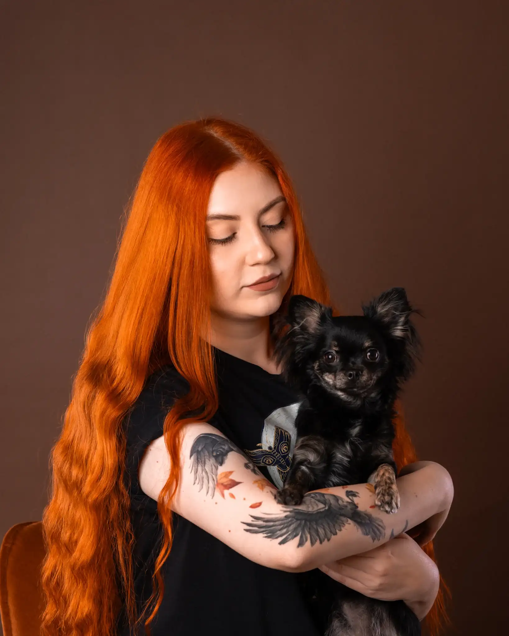 Verna chihuahua z właścicielką - sesja psa z człowiekiem Białystok